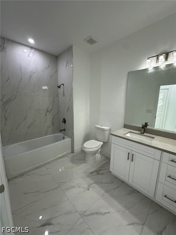 3500 74th St W - Photo 6 of 7