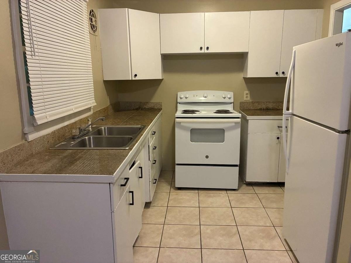 3188 Ward Dr Sw - Photo 3 of 21