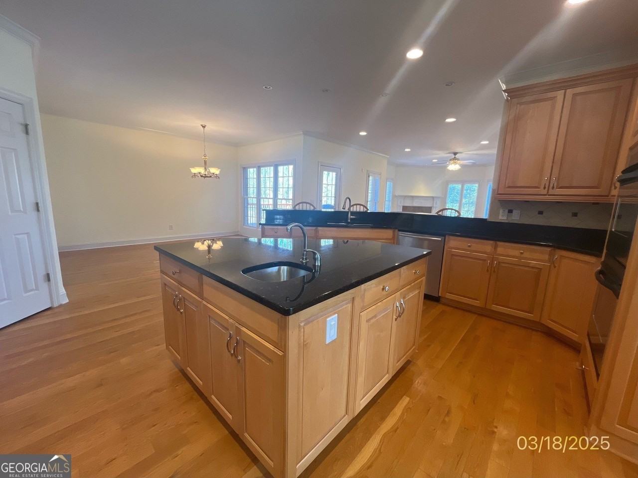 612 Banbury Ct - Photo 6 of 29