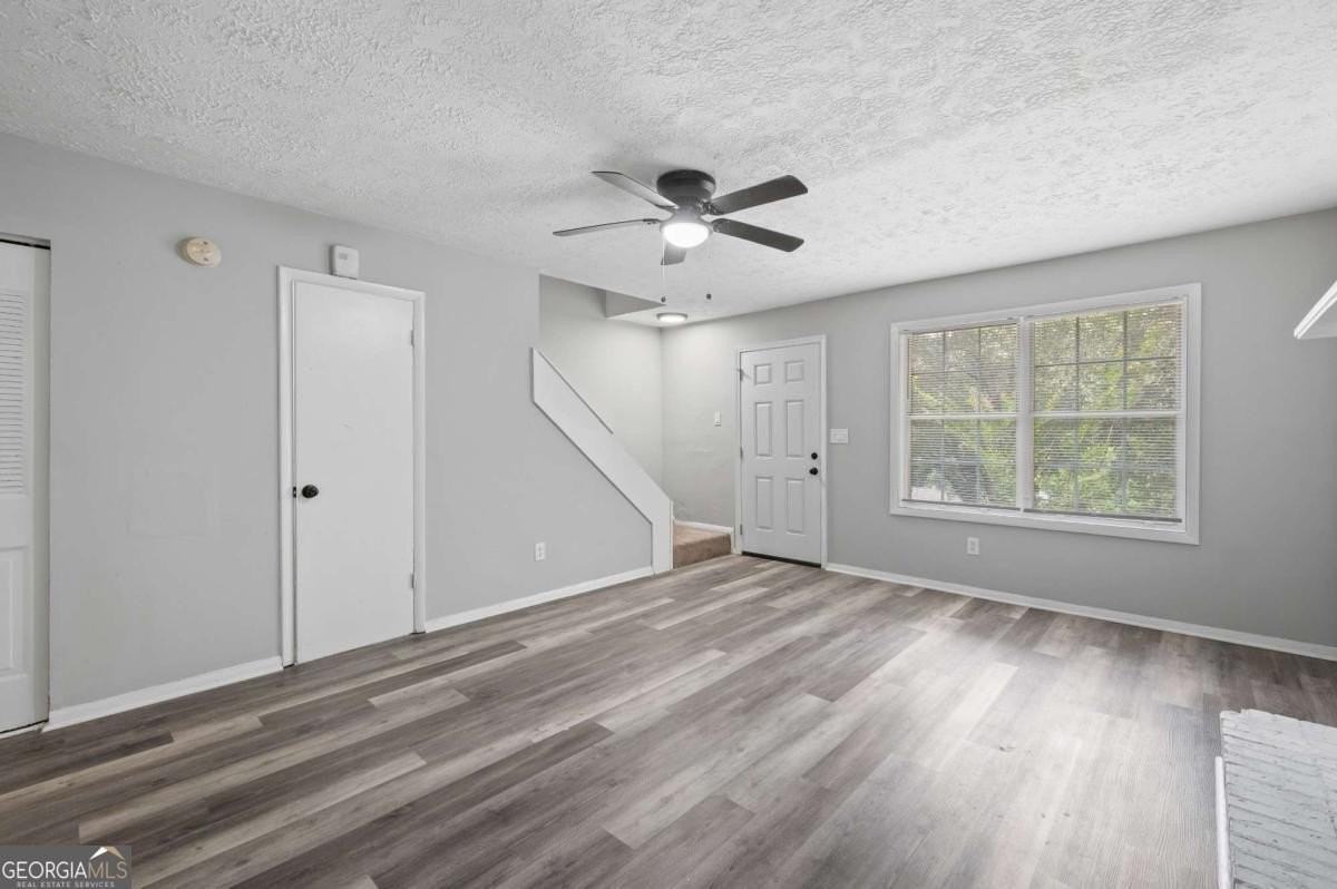 2897 Spruce Cir - Photo 5 of 19