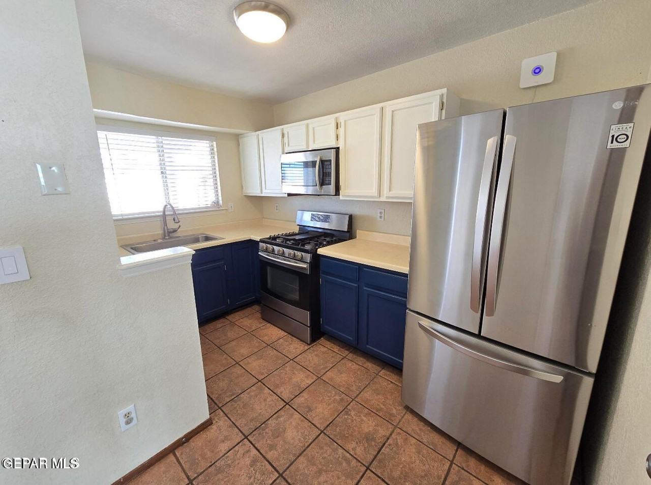 11725 Fred Perry Dr - Photo 7 of 18