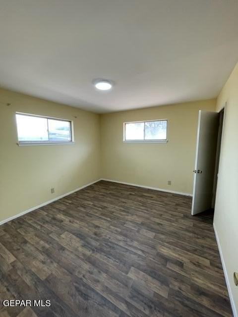 3031 Van Buren Ave - Photo 5 of 17