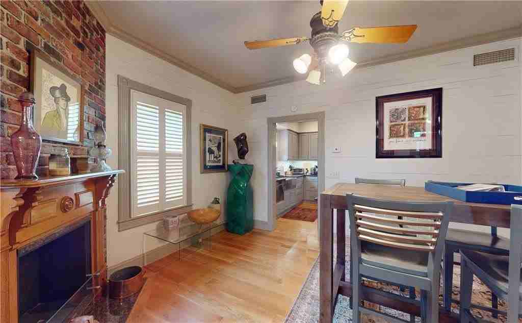 804A Howe St #A - Photo 7 of 17