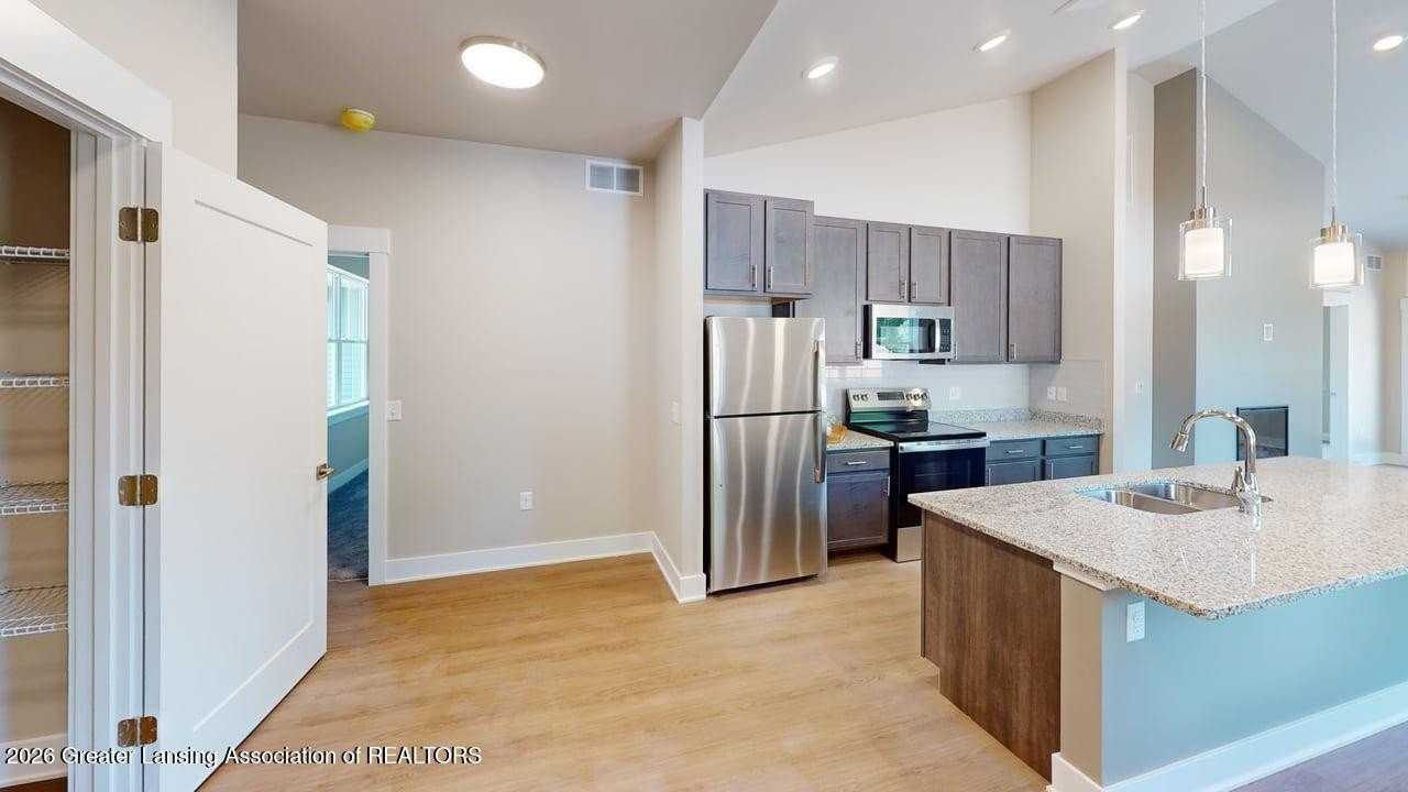 2360 Rowley Rd - Photo 6 of 18