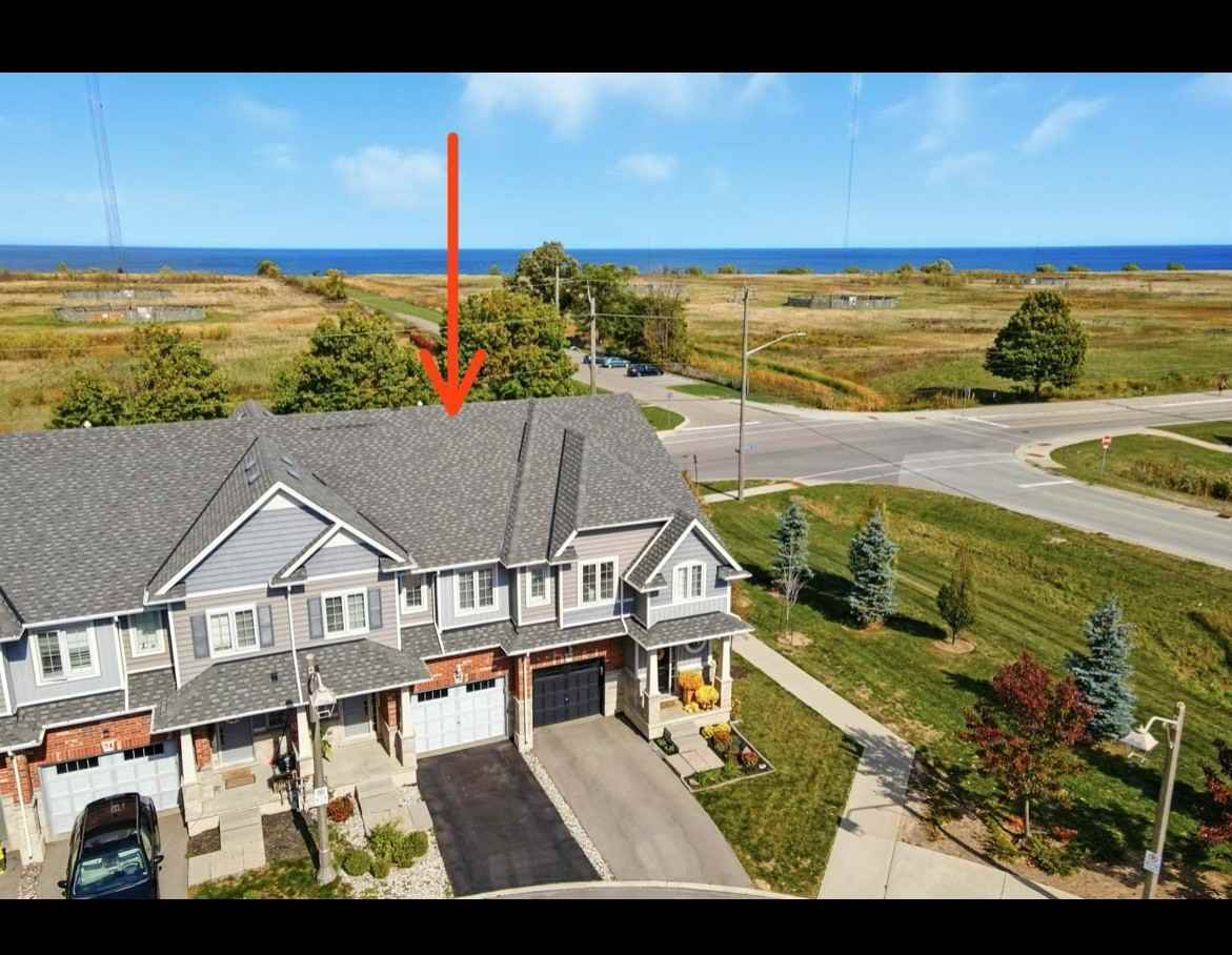72 Dunrobin Lane - Photo 2 of 28