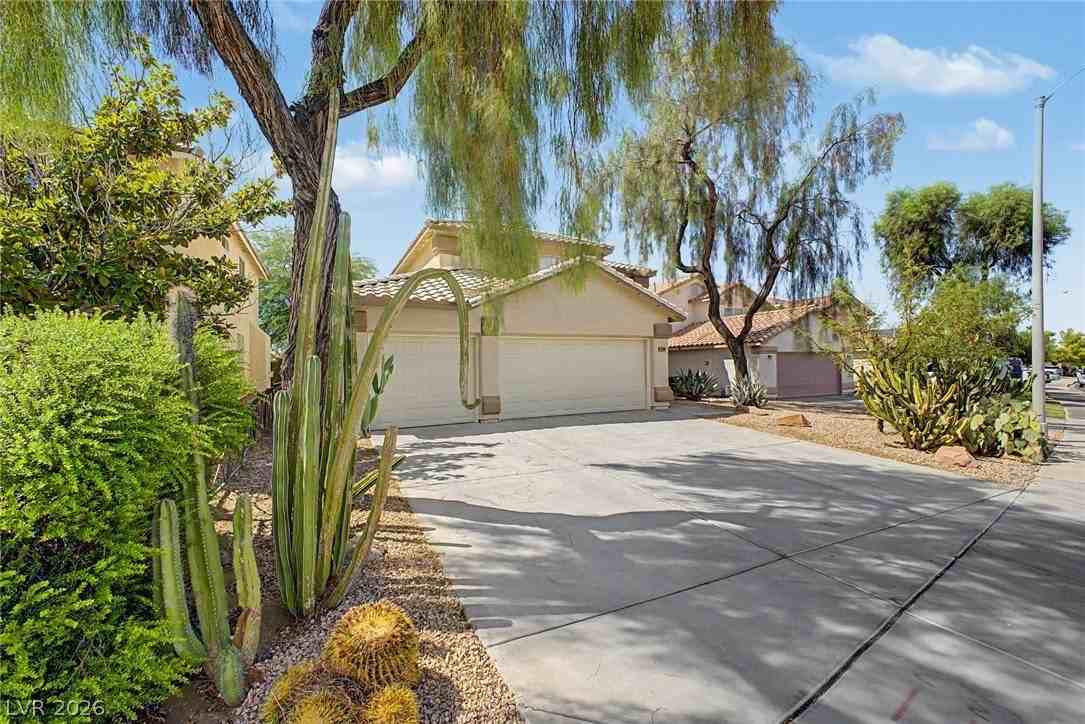 1486 Arroyo Verde Dr - Photo 3 of 41