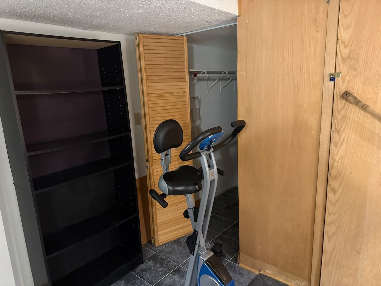 238 Bernard Avenue #1b - Photo 7 of 14