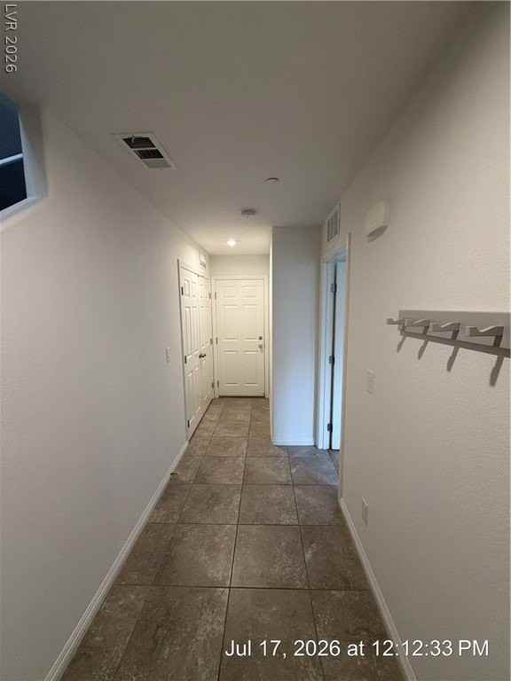 1301 Raritan Pl - Photo 3 of 39