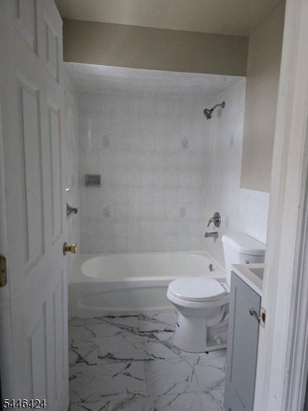 56-58 Kent St #2 - Photo 4 of 5