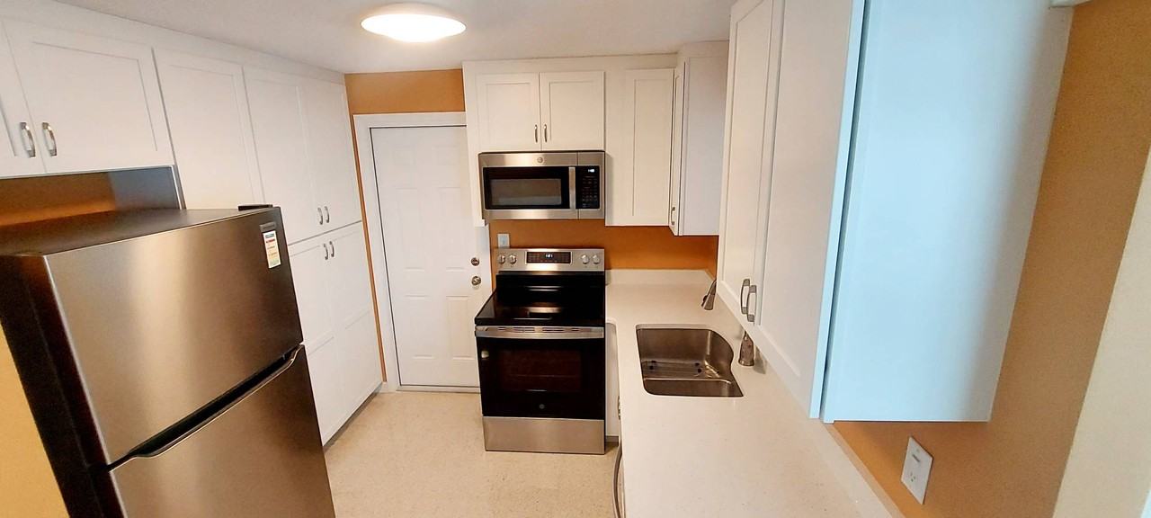2028 Douglas Ave #1 - Photo 3 of 19