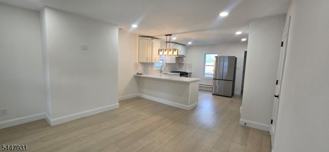 475 Burnside St - Photo 1 of 1