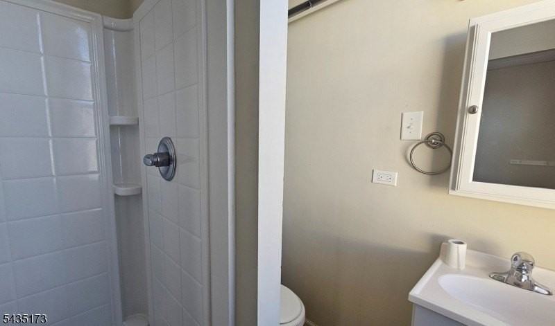 199 Main St #1 - Photo 6 of 8