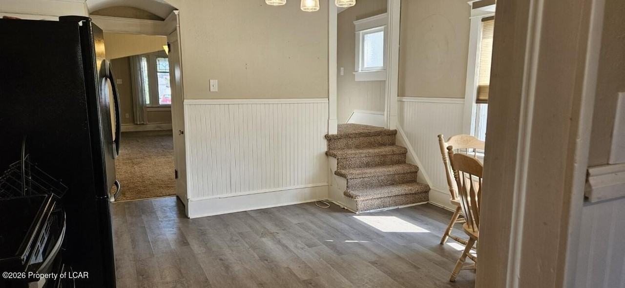 16 N Atherton Ave - Photo 4 of 11
