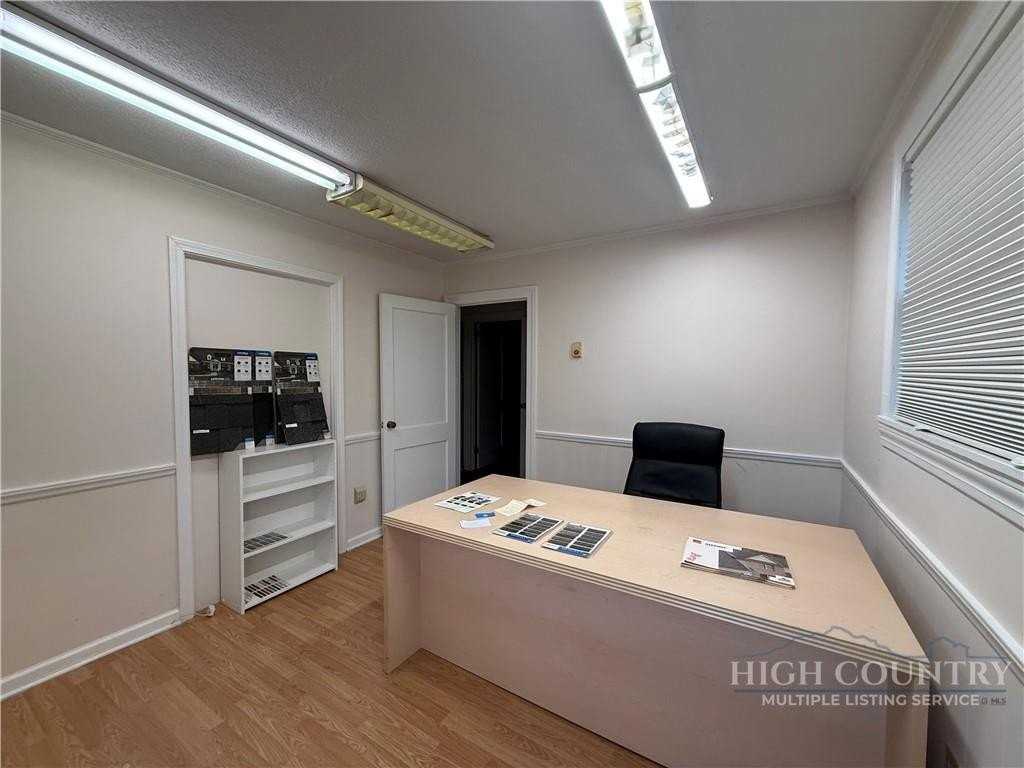 519 E Main St - Photo 2 of 8