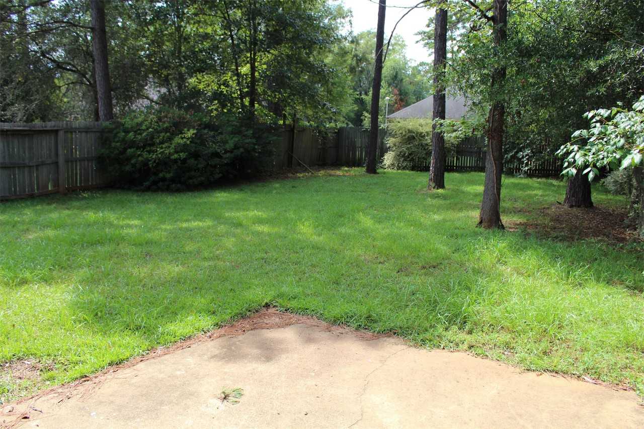 2225 Bedford Ct #A - Photo 5 of 11