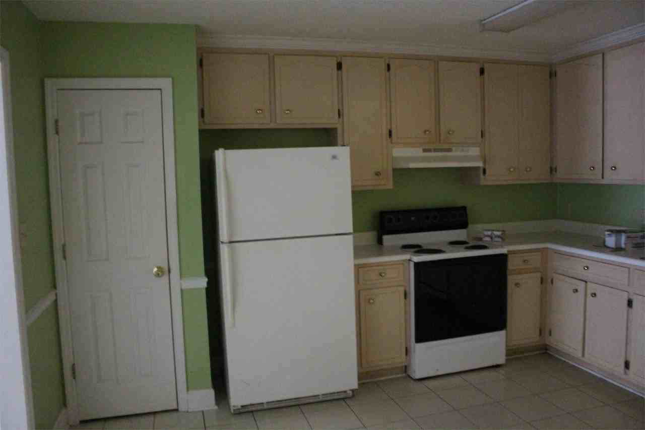 2225 Bedford Ct #A - Photo 6 of 11