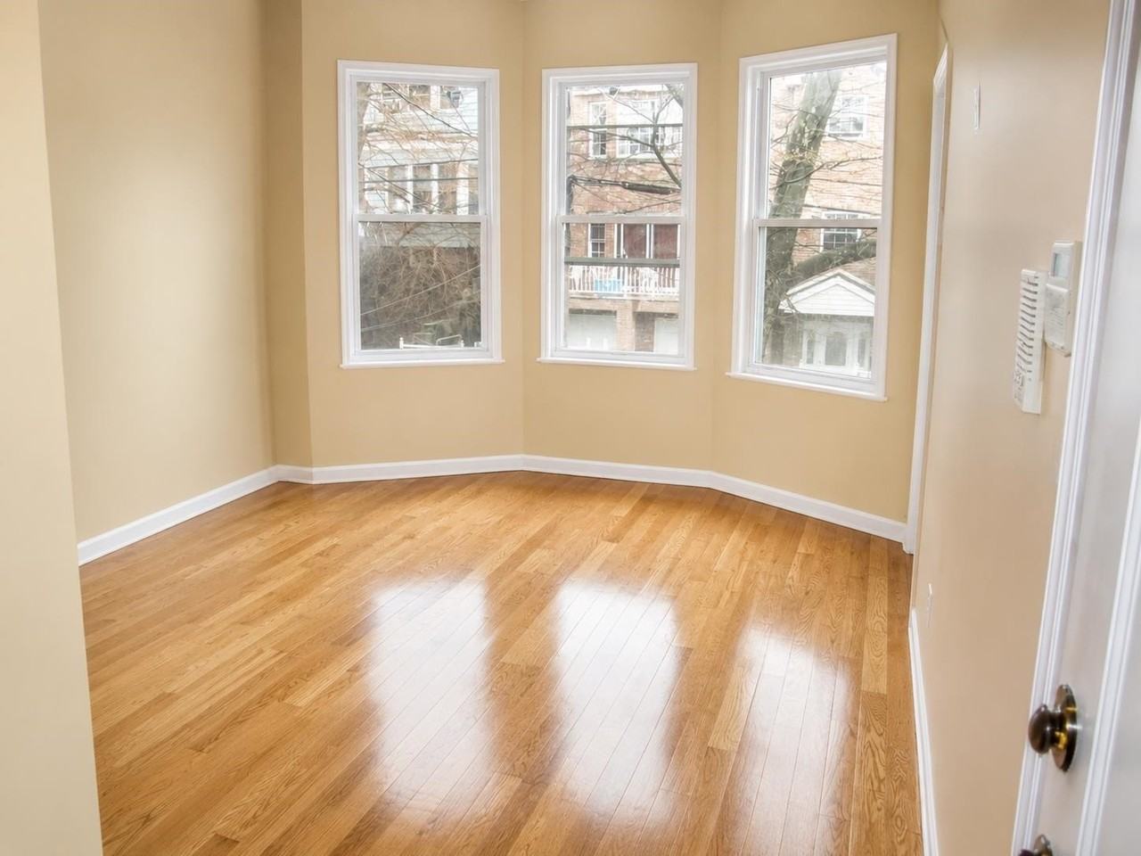 136 Randolph Ave #2 - Photo 2 of 8