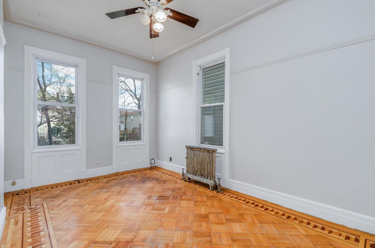 100 Clerk St #1 - Photo 4 of 16