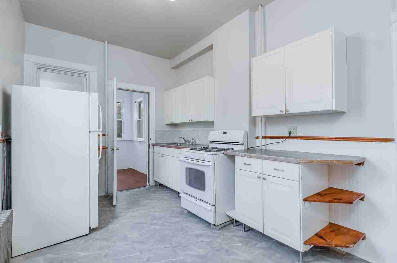 100 Clerk St #1 - Photo 7 of 16
