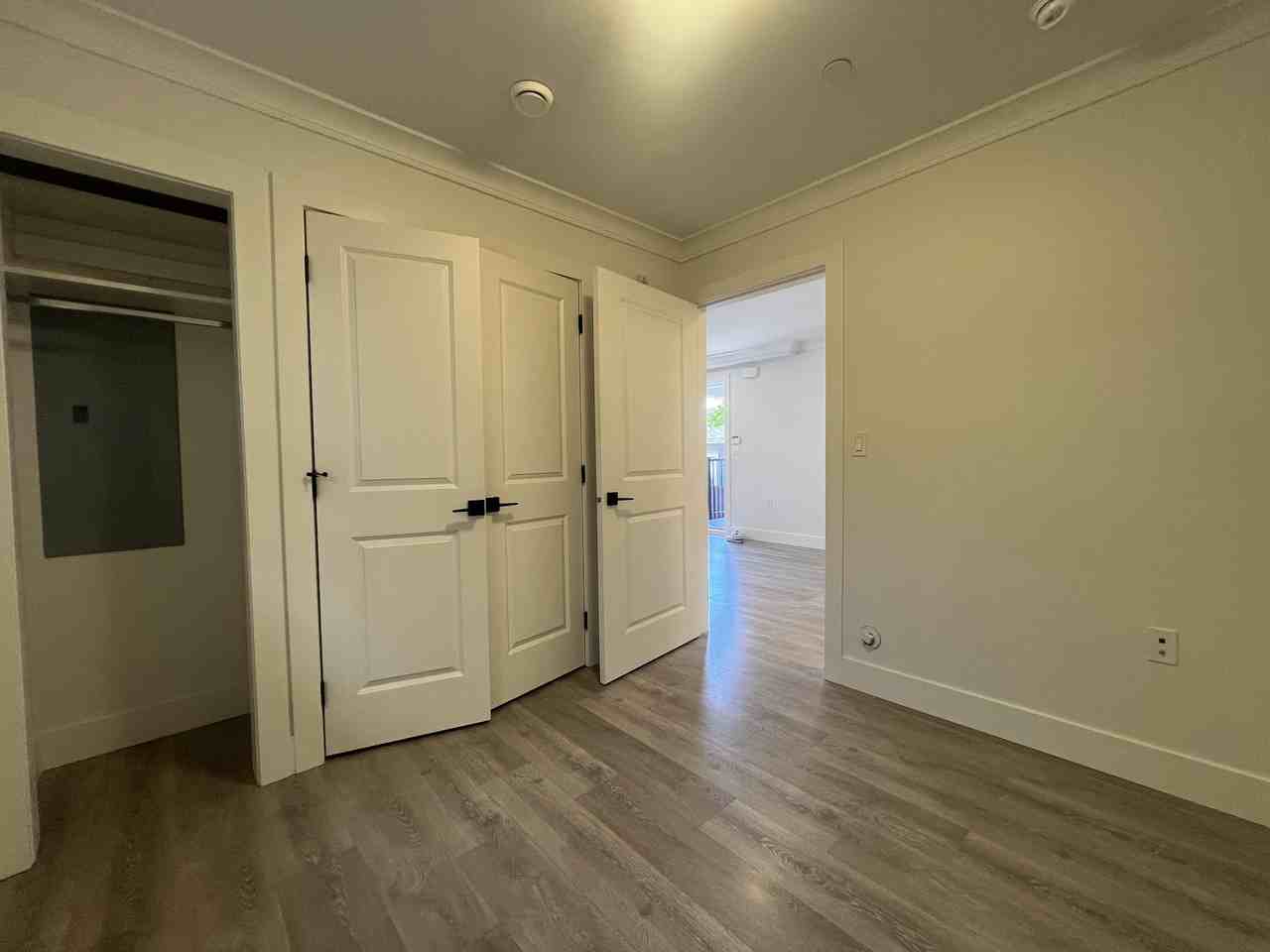 8375 Victoria Drive - Photo 5 of 10