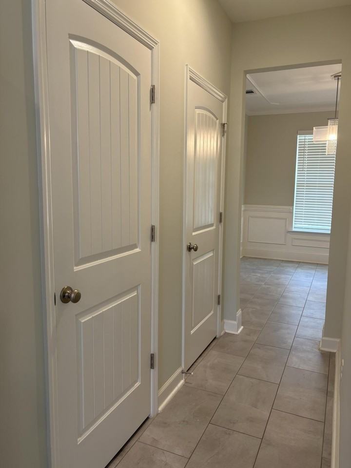 5277 Copse Dr - Photo 5 of 33