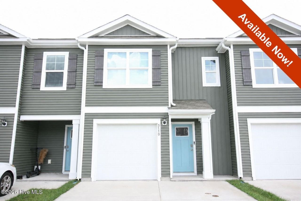 3110 Lobelia Ln