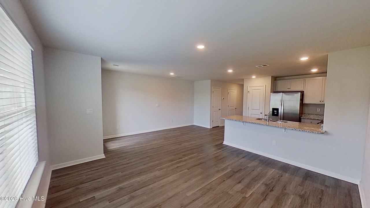 3110 Lobelia Ln - Photo 4 of 25