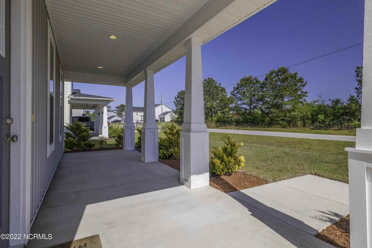 314 Holbrook Ln - Photo 7 of 24