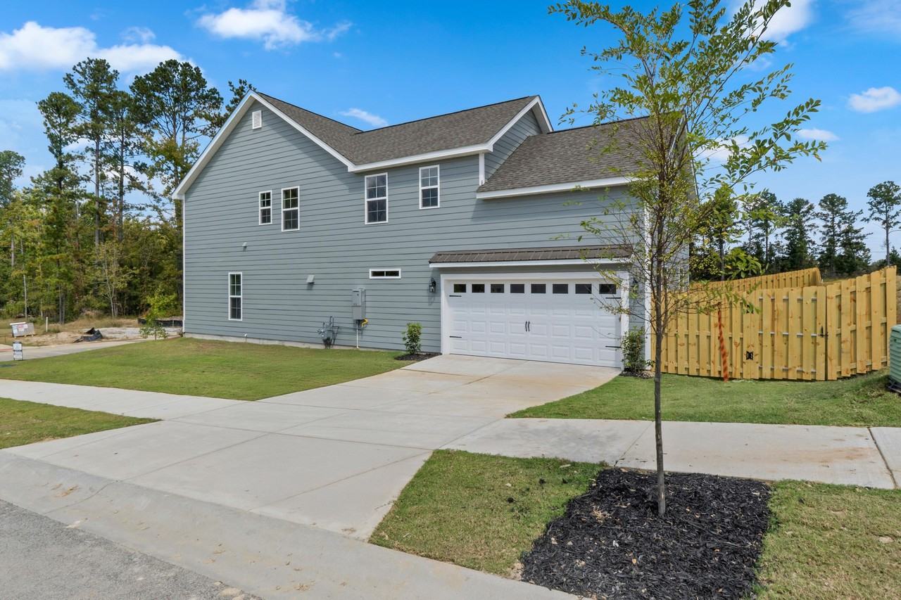 721 Ronaldsay Rd - Photo 5 of 48