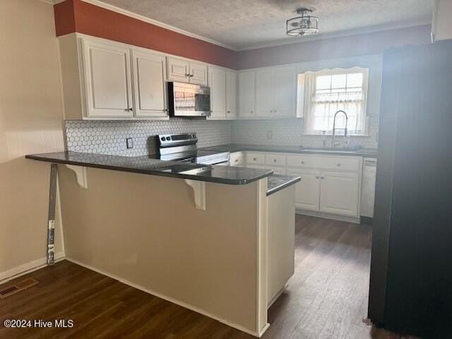 1003 Robinwood Rd - Photo 7 of 34