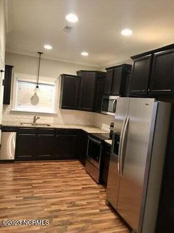 3709 Nantucket Rd #B - Photo 5 of 9