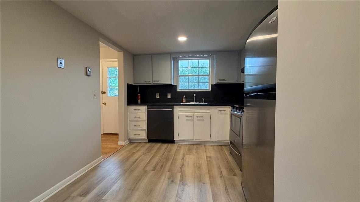 1809 Frankenfield St - Photo 6 of 30
