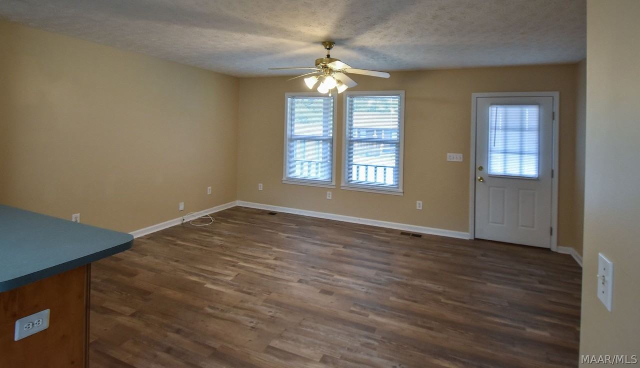 3840A Browns Rd - Photo 3 of 29