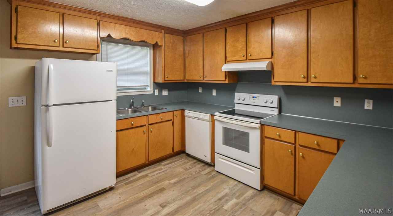3840A Browns Rd - Photo 5 of 29