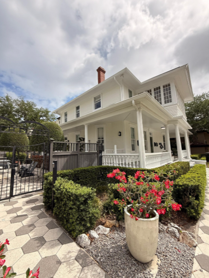 Beach Flats — Hyde Park, Tampa - Photo 3 of 7
