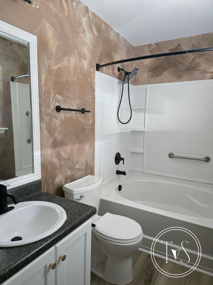 17 Ristona Dr - Photo 7 of 13
