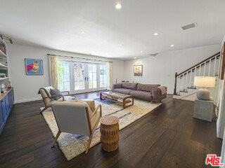 1616 Cerro Gordo St - Photo 5 of 8