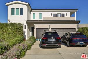 featured image of 8501 Belford Ave