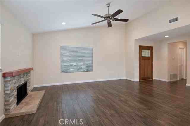 602 Carnation Dr - Photo 5 of 8