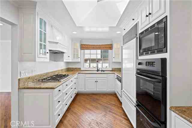 508 Redlands Ave - Photo 7 of 8
