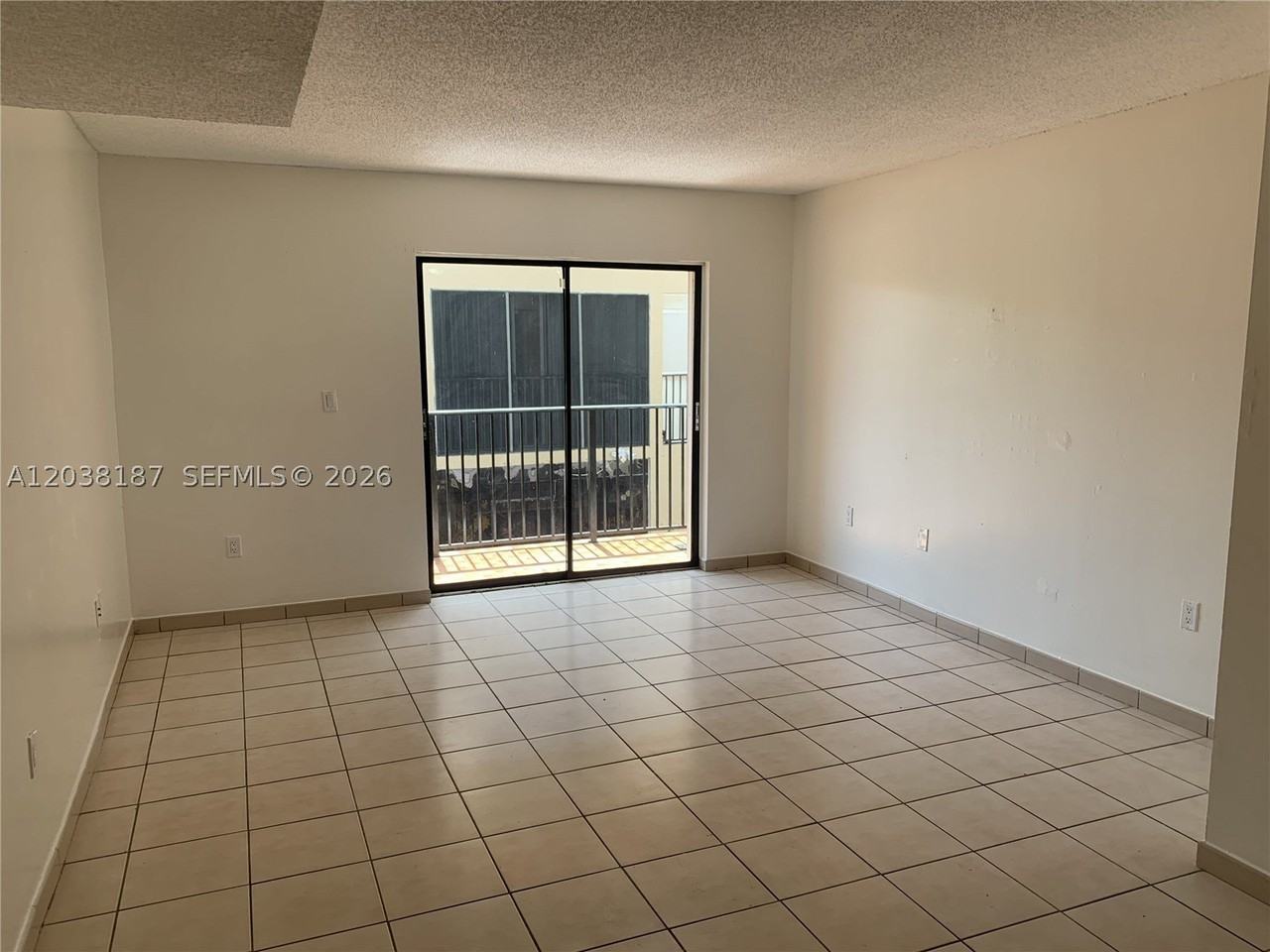 2319 W 60th St #D212 - Photo 6 of 16