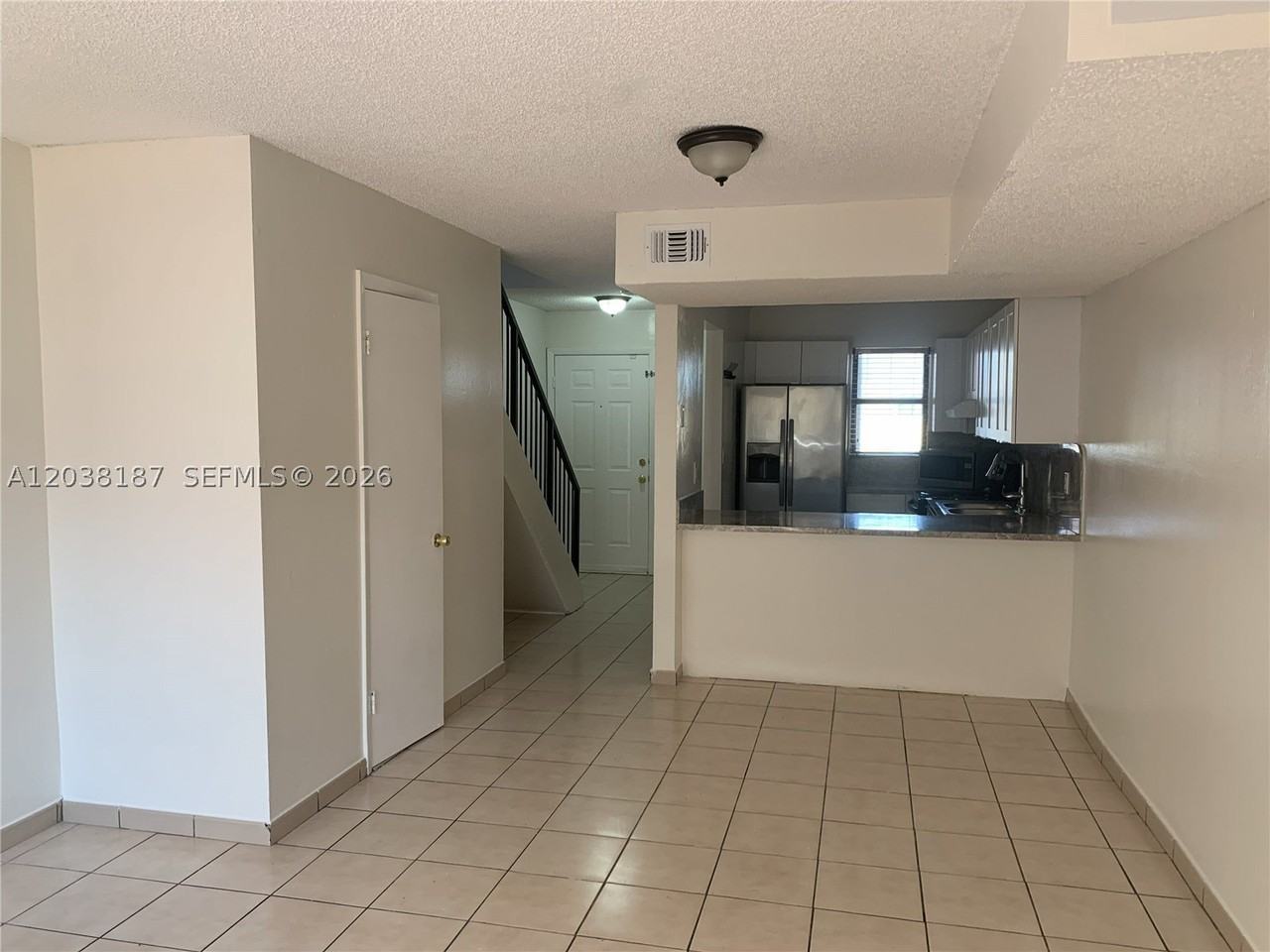 2319 W 60th St #D212 - Photo 7 of 16