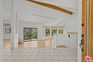 3665 Alta Mesa Dr - Photo 3 of 8
