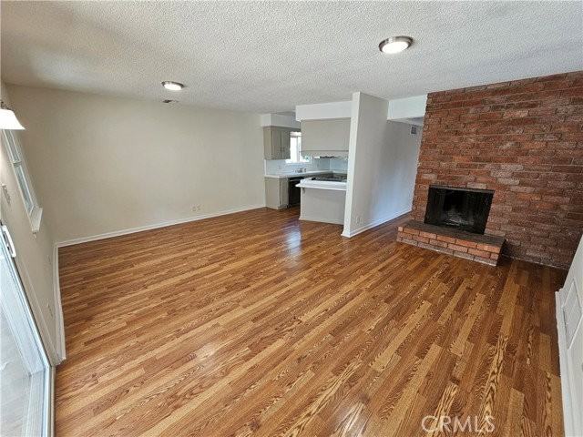 4642 Briggs Ave - Photo 3 of 7