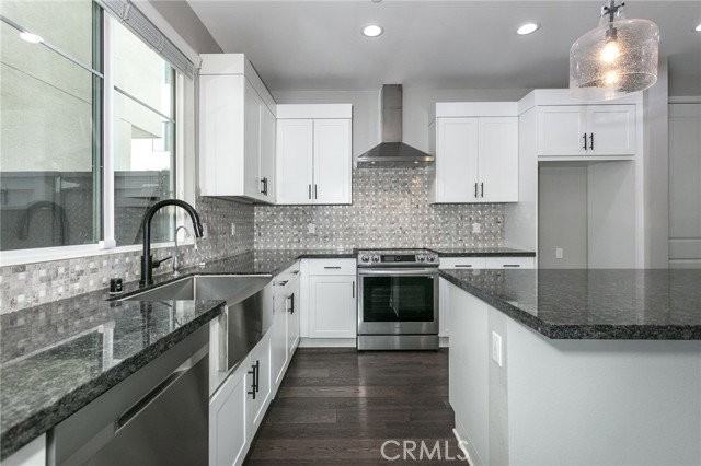 2054 Mylitta Walk - Photo 2 of 3