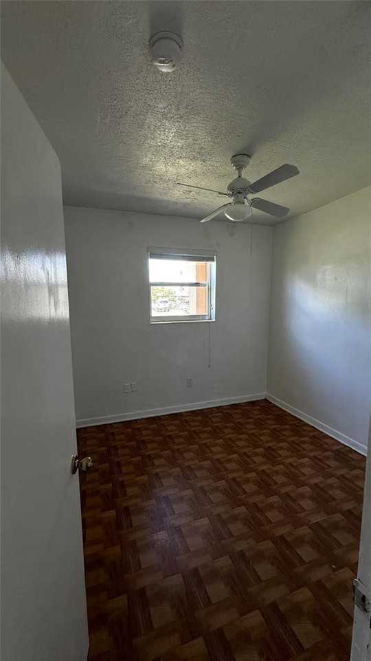10741 Sw 150th Ter - Photo 4 of 8