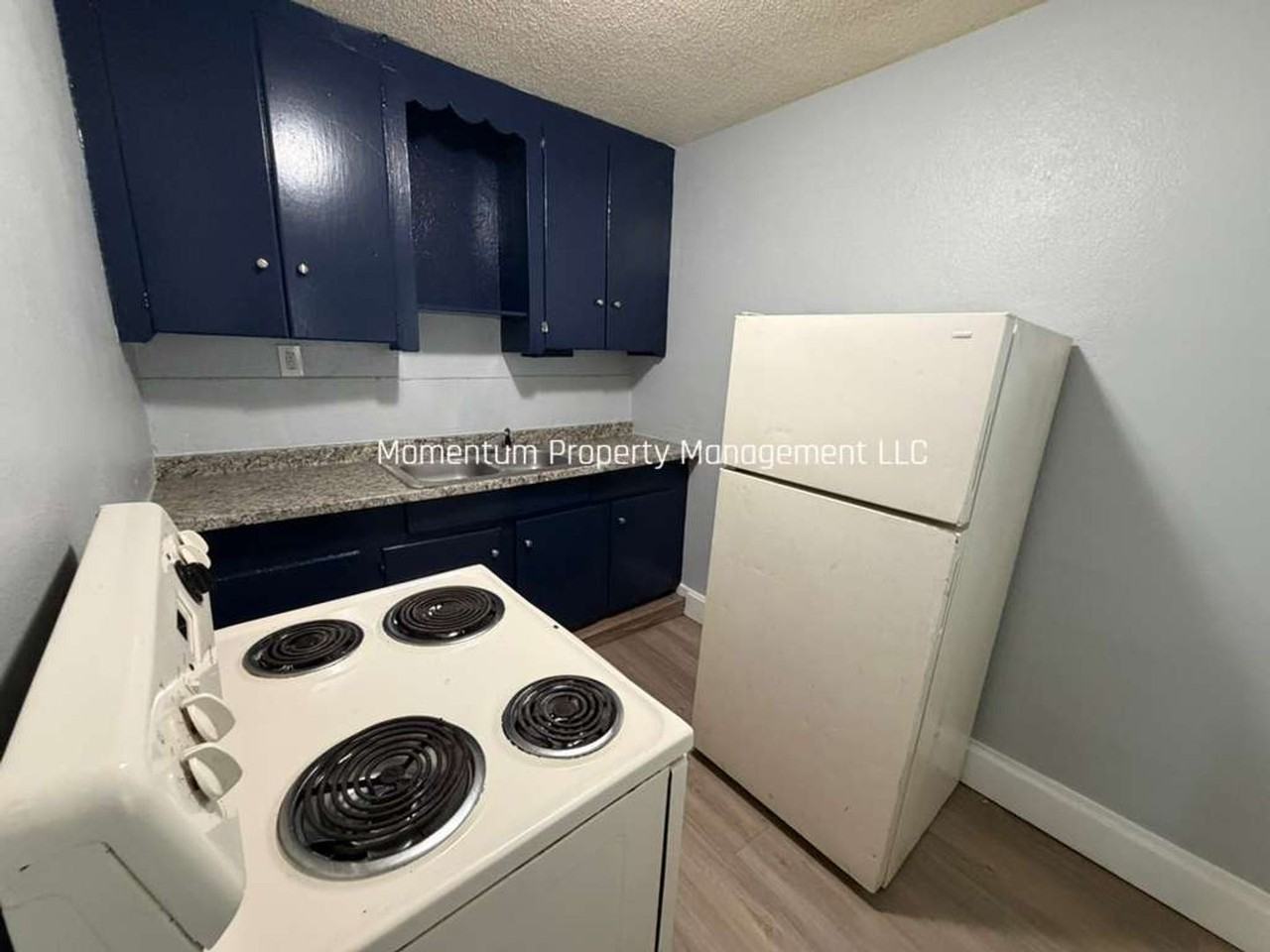 8209 1/2 N 12th St - Photo 2 of 6