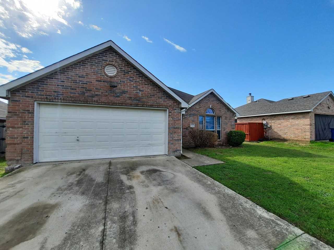 1016 Glenhaven Dr - Photo 2 of 27
