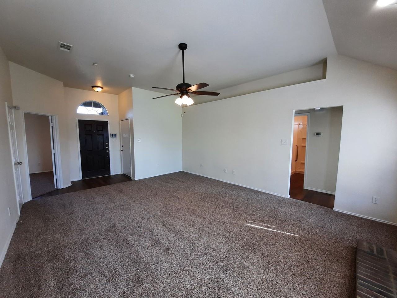 1016 Glenhaven Dr - Photo 6 of 27