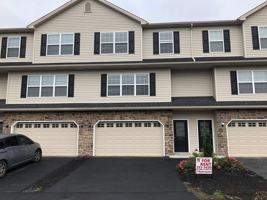 featured image of 2171 Versailles Dr
